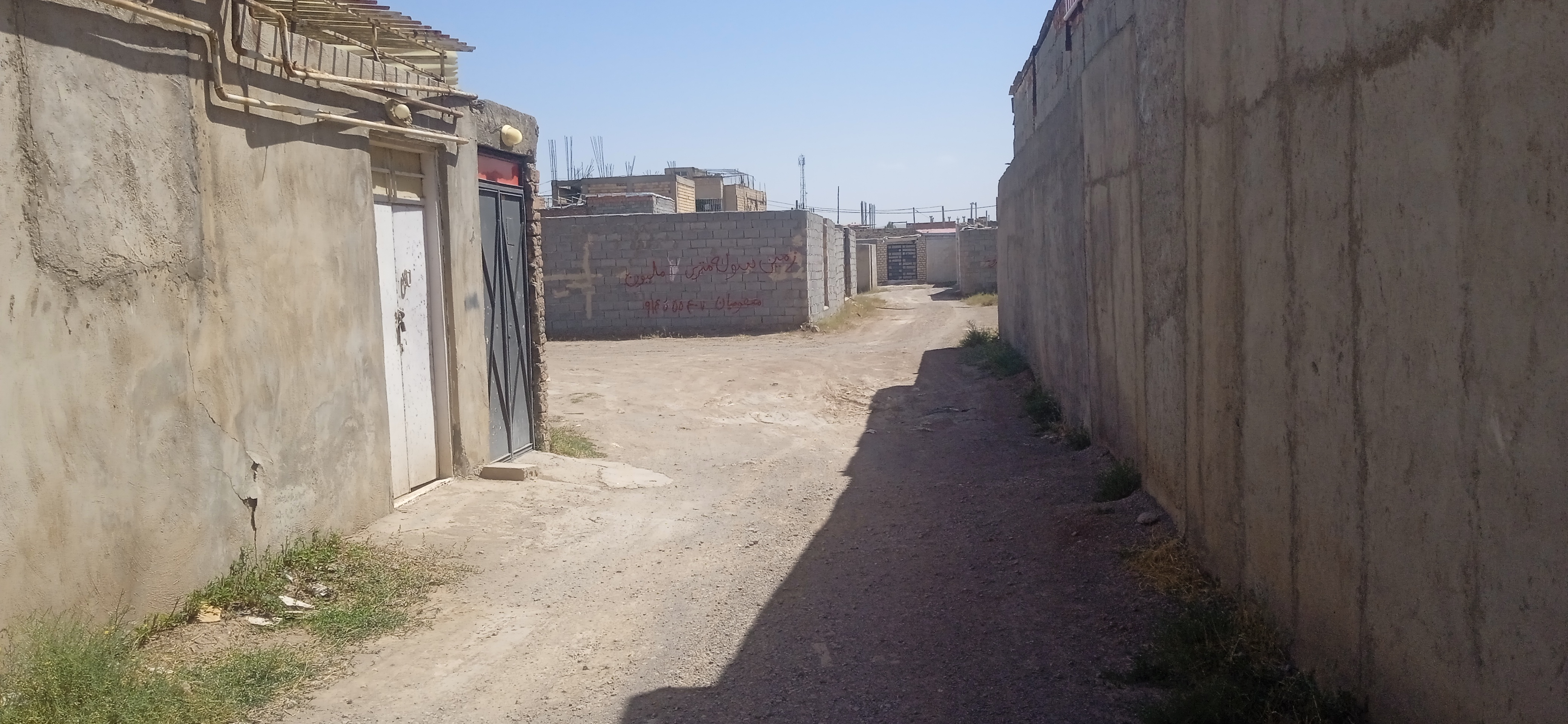 زمین مسکونی 